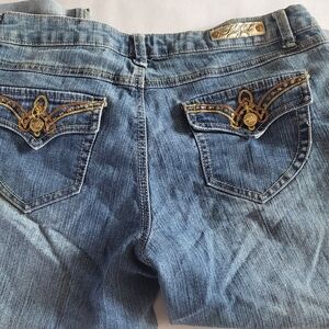 South Pole Women's Capris Jeans with Gold Accents